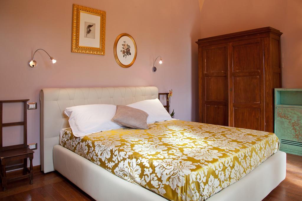 Relais Montemaggiore Беттолле Екстер'єр фото