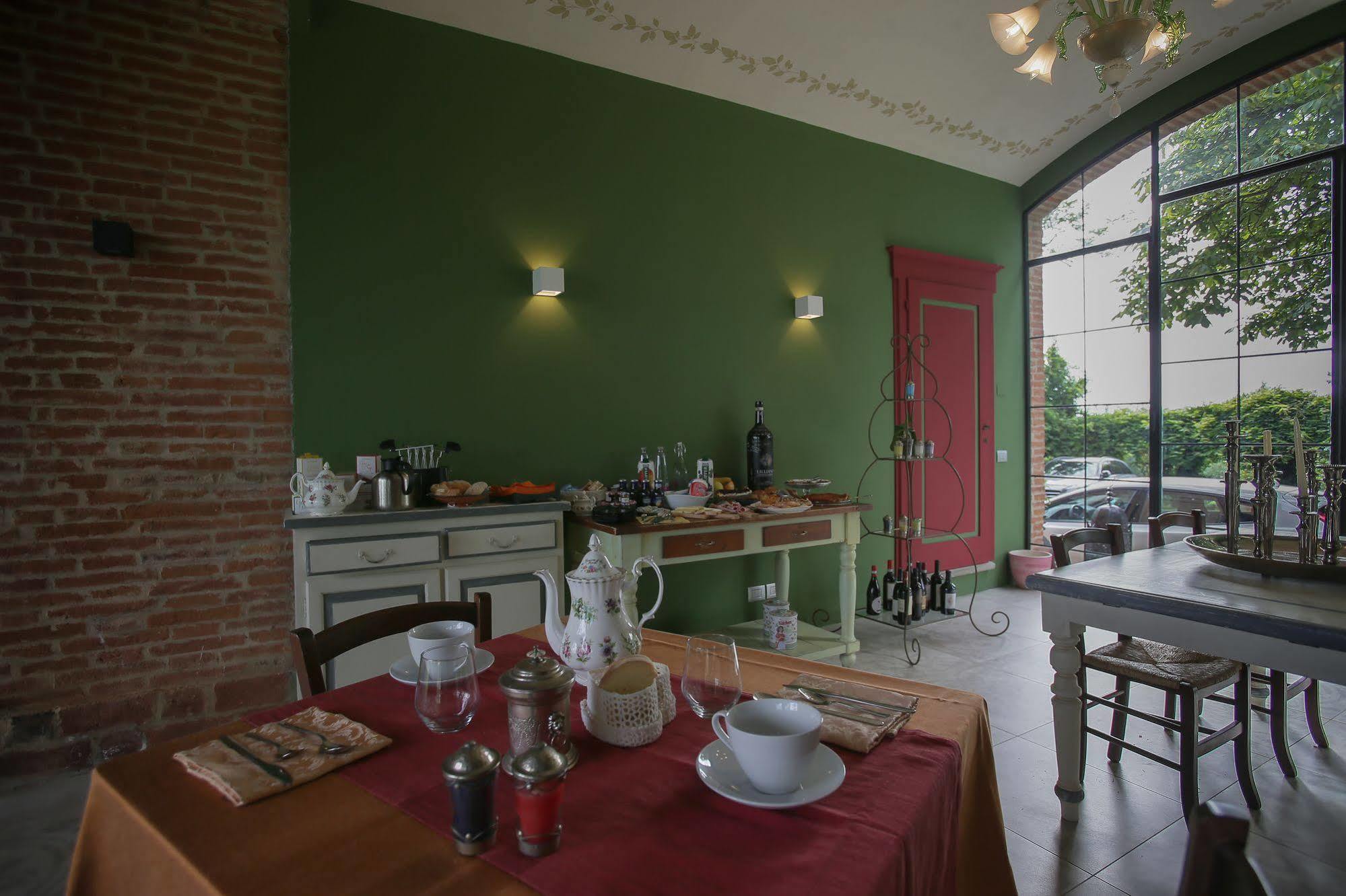 Relais Montemaggiore Беттолле Екстер'єр фото