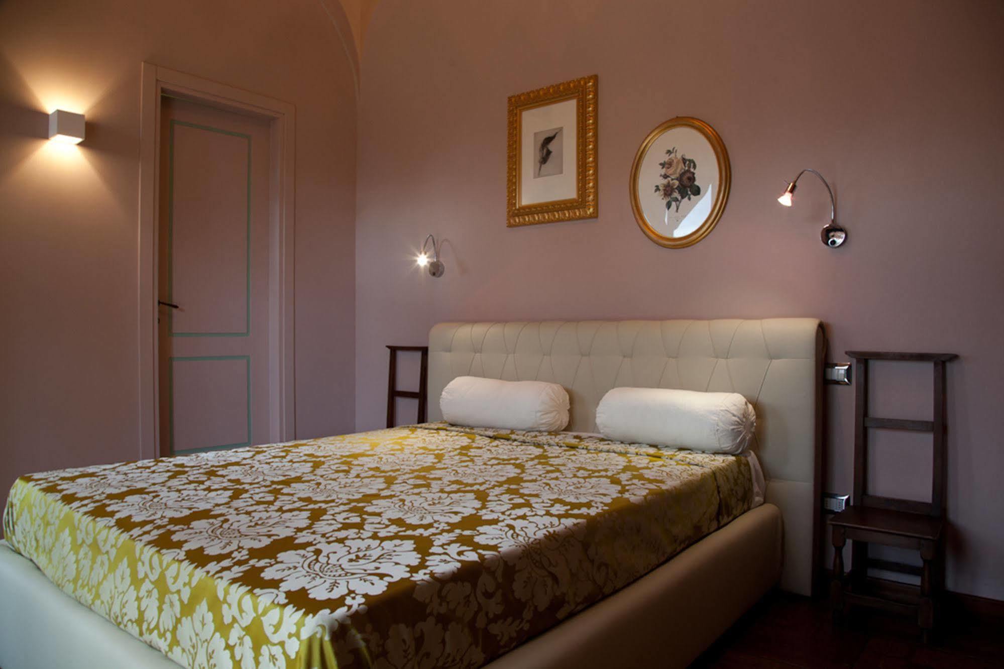 Relais Montemaggiore Беттолле Екстер'єр фото